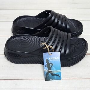 Black Slip-On Sandals with Ribbed Design